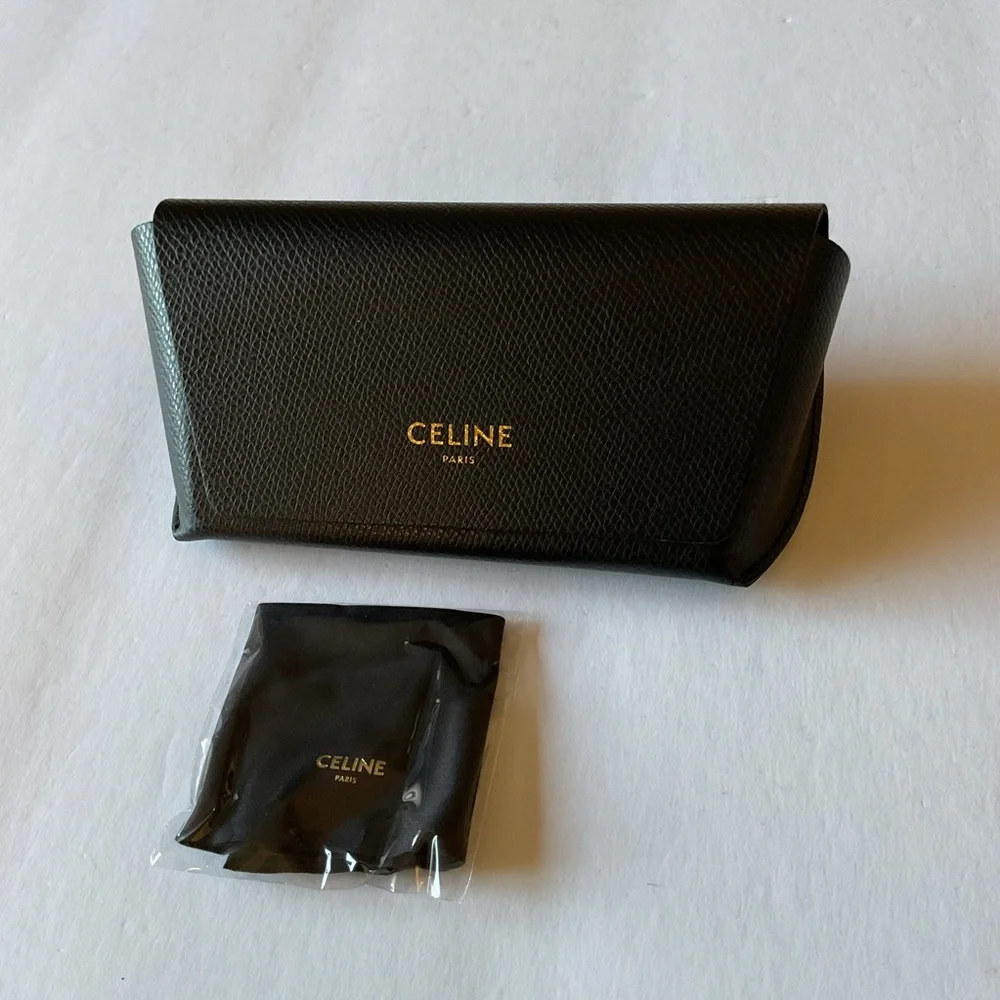 CELINE LARGE SUNGLASSES HOLDER BLACK WITH CLEANING CLOTH NEW